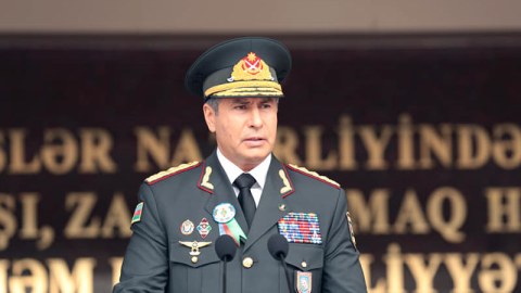 Vilayət Eyvazov iki polis rəisini işdən çıxardı