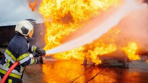 Hövsandakı yanğına görə rəis cəzalandırıldı
