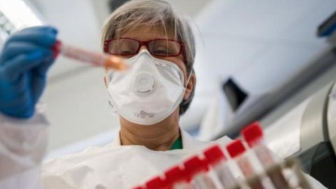 Gürcüstanda koronavirusdan ölüm sayı artdı   