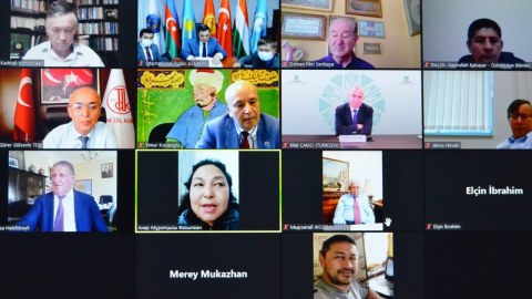 Beynəlxalq Türk Akademiyası ekspertlərlə müzakirələr keçirdi  