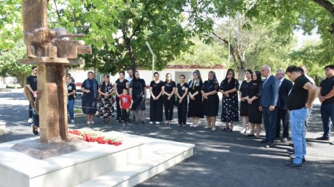 Şəhid jurnalistlərin ailələri Qubadakı “Media şəhidləri” parkını ziyarət ediblər