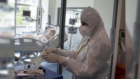 Britaniyada yoluxma sayı 6 milyonu ötdü
