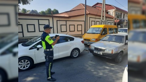 Parklanma qaydalarını pozan sürücülər cərimələndi
