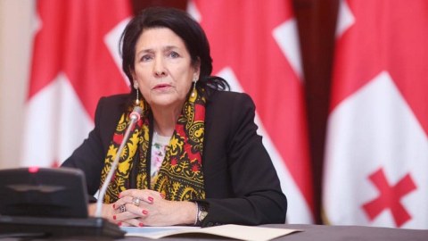 Zurabişvilinin bütün tədbirləri təxirə salındı