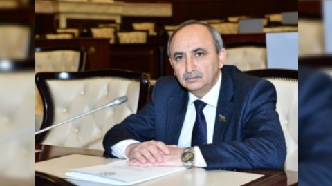 Qaraguruh bu dəfə bütün sədləri aşdı