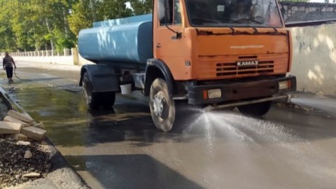 Horadiz şəhəri dərmanlanır