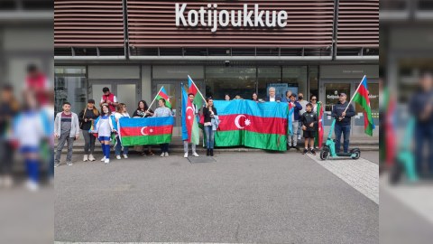 Finlandiya azərbaycanlıları “Neftçi”yə dəstək olublar