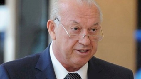 Cahangir Əsgərov baş məşqçiləri Federasiyadan qovdu