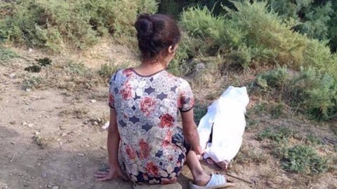 Bir yaşlı uşağını kanala atan ana TUTULDU