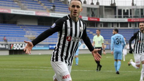 Millimizin futbolçusu Türkiyə klubuna keçdi