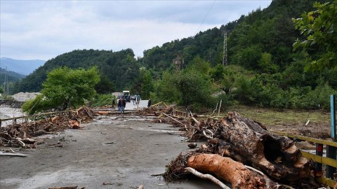 Türkiyədə sel qurbanlarının sayı 64-ə çatdı - YENİLƏNİB
