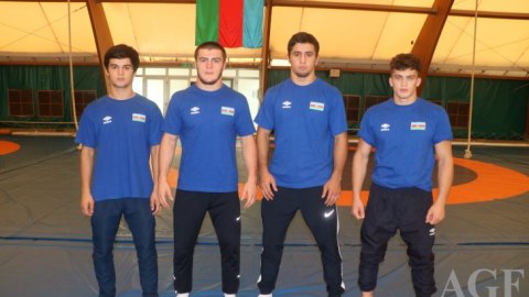 3 güləşçimiz dünya çempionatının FİNALINDA