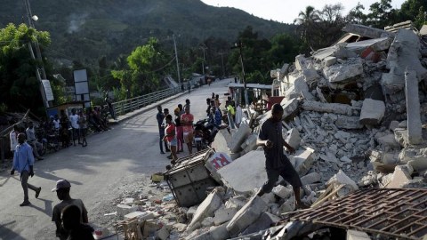 Haitidə zəlzələ qurbanlarının sayı 1419-a çatdı