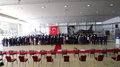 Türk pilotlara Azərbaycanın medalları təqdim olundu