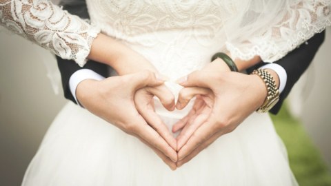 Həkimdən yeni evlənənlərə peyvənd çağırışı