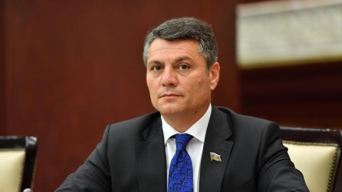 Ali dəyərlərə söykənən çoxşaxəli fəaliyyət