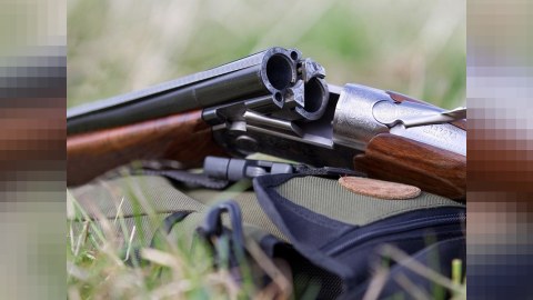 Qardaşı oğlunu bıçaqlayan əmi özünü ÖLDÜRDÜ