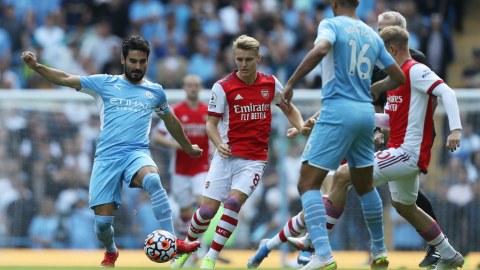 “Mançester Siti” “Arsenal”ı darmadağın etdi