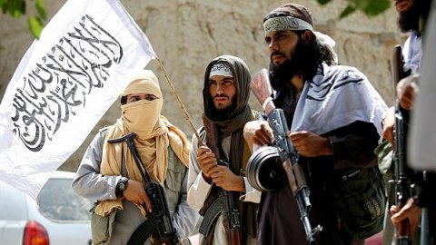 Taliban rəsmisi “Reuters”i ittiham etdi
