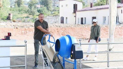 Şuşada “Otel və Konfrans Mərkəzi”nin təməli qoyuldu - YENİLƏNİB