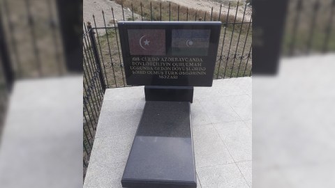 Şahdağın qoynunda Şəhid Türk əsgəri uyuyur...