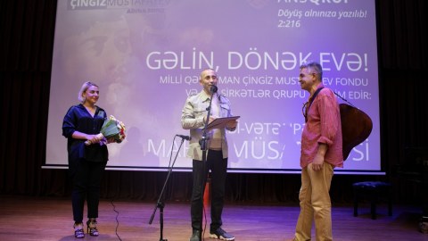 “Gəlin, dönək evə” - Çingiz Mustafayev Fondu qalibləri mükafatlandırıb - FOTOLAR