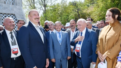 Vahid Əziz Şuşada: “Ölmədim bu günü də gördüm” 