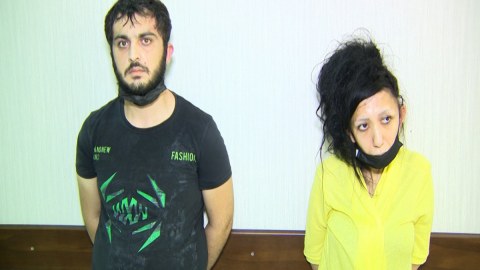 Narkotik satan qadın və tanışı saxlanıldı