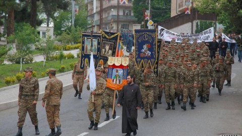 Ekspert Müdafiə və Xarici İşlər nazirliklərinə səsləndi: 2 sentyabrı separatçılara haram etməliyik!