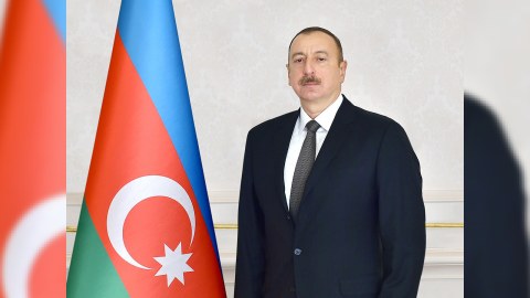 İlham Əliyev Vyetnam prezidentini təbrik etdi