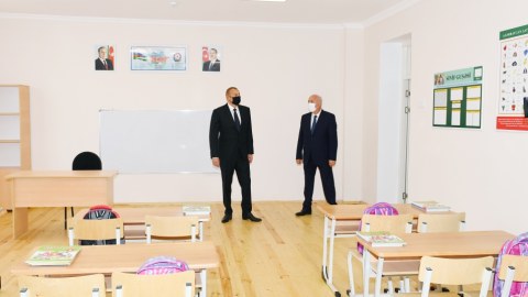Prezident Sumqayıtda məktəb açılışına qatıldı - FOTOLAR