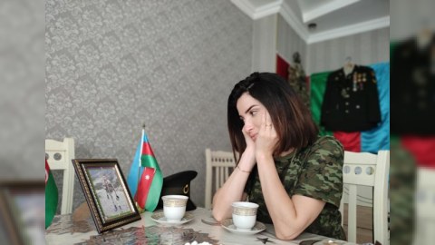Tələbə adı qazanan şəhid xanımı: “Övladlarım ana çörəyi yeyəcəklər”