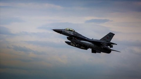 PKK-nın mövqeləri bombalandı - Ölənlər var  