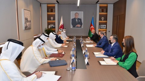 Qətərin dövlət naziri Bakıda - XİN-də danışıqlar aparıldı