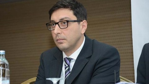 Yeni gənclər və idman naziri kimdir? - DOSYE