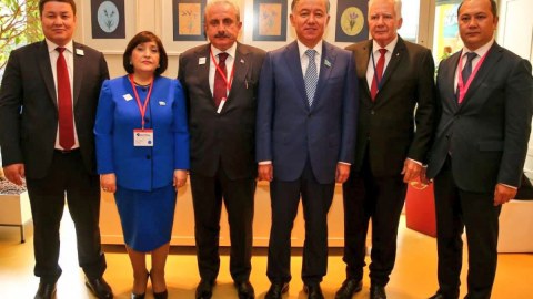 Sahibə Qafarova spikerlərin ziyafət yeməyinə qatıldı