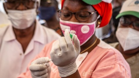 Afrikada koronavirusa yoluxma sürətlə artır