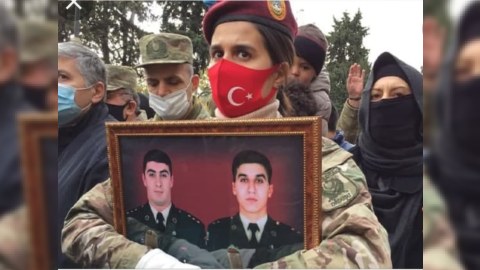 Əri və qardaşı şəhid olan xanım tələbə adını qazandı