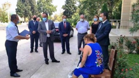 İcra başçısı vətəndaşların müraciət və təkliflərini dinlədi