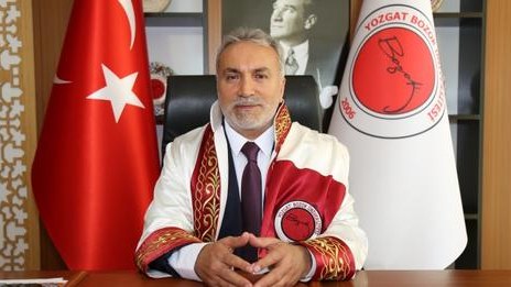 “Oxumaq istəməyənlər Türkiyəyə gəlməsinlər” - Rektordan azərbaycanlı gənclərə İSMARIŞ