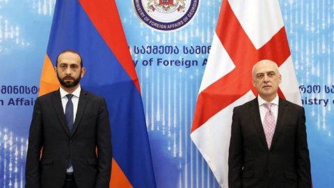 Gürcüstan və Ermənistanın XİN rəhbərləri görüşdü