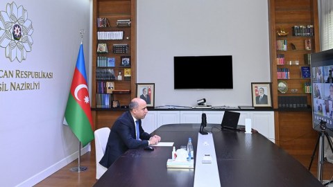 Nazir rektorlarla təhsilin bərpasını müzakirə etdi