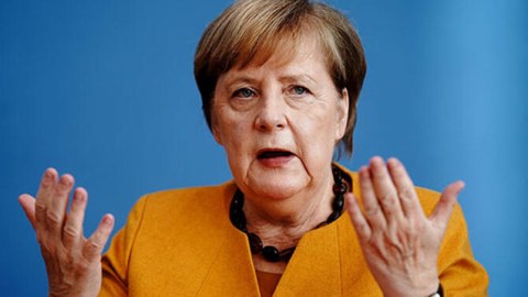 Merkel feminist olduğunu etiraf etdi