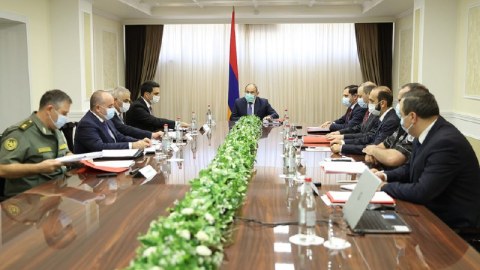 Paşinyan Təhlükəsizlik Şurasının iclasını keçirdi – FOTO