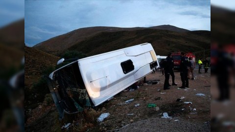 Türkiyədə ağır qəza: Ölən və xeyli yaralı var