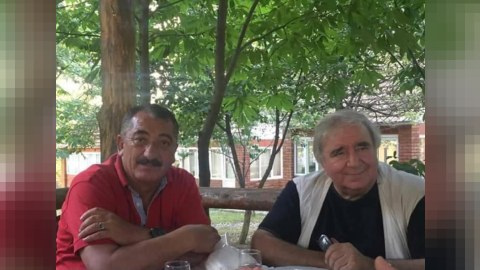 “Dar ağacının salamını aldığı tək şair Rüstəm Behrudidir” - Ramiz Rövşən