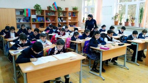 Şagirdlərin yerdəyişməsi dayandırıldı