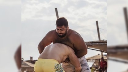 Çimərlik güləşçilərimiz üç medal qazandı