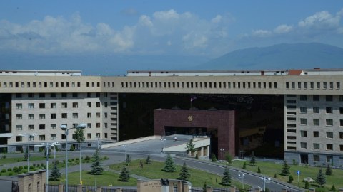 Arşak Karapetyan yenə Rusiyaya gedir