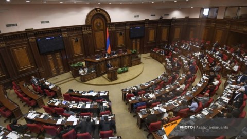Ermənistan parlamentində Gorus-Qafan yolu ilə bağlı MÜBAHİSƏ DÜŞDÜ